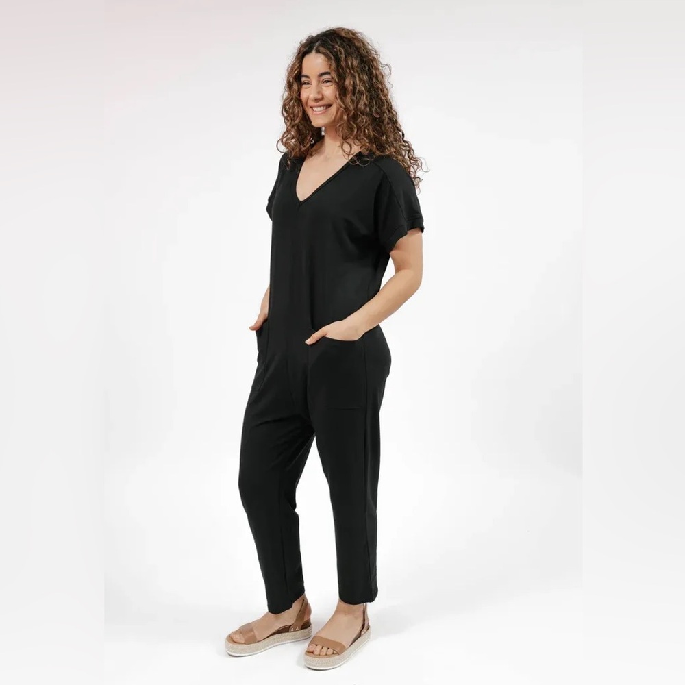 Smash + Tess Women's Black V-Neck Short-Sleeve Sunday Romper Jumpsuit Size XXL